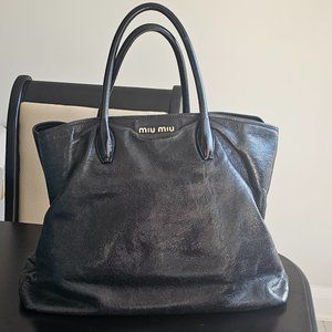 Miu Miu Vitello Shine Top Handle Tote Distressed Nero Black Leather